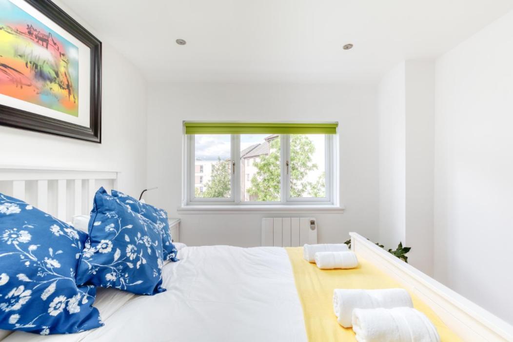 Central Bright 3 Bed Flat With Pool & Parking Edinburgh Luaran gambar