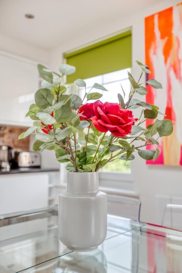 Central Bright 3 Bed Flat With Pool & Parking Edinburgh Luaran gambar
