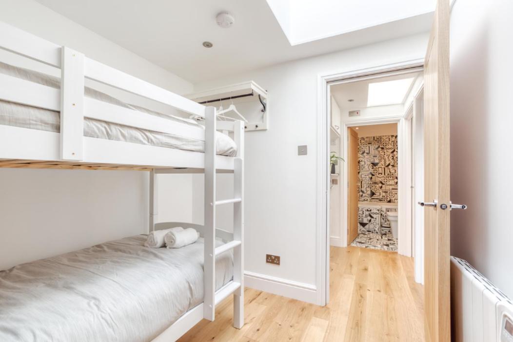 Central Bright 3 Bed Flat With Pool & Parking Edinburgh Luaran gambar