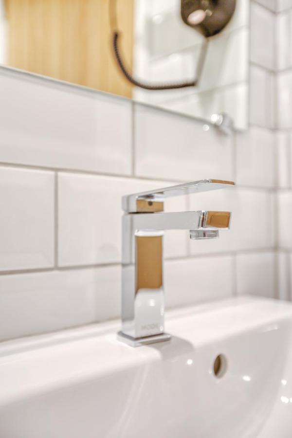 Central Bright 3 Bed Flat With Pool & Parking Edinburgh Luaran gambar